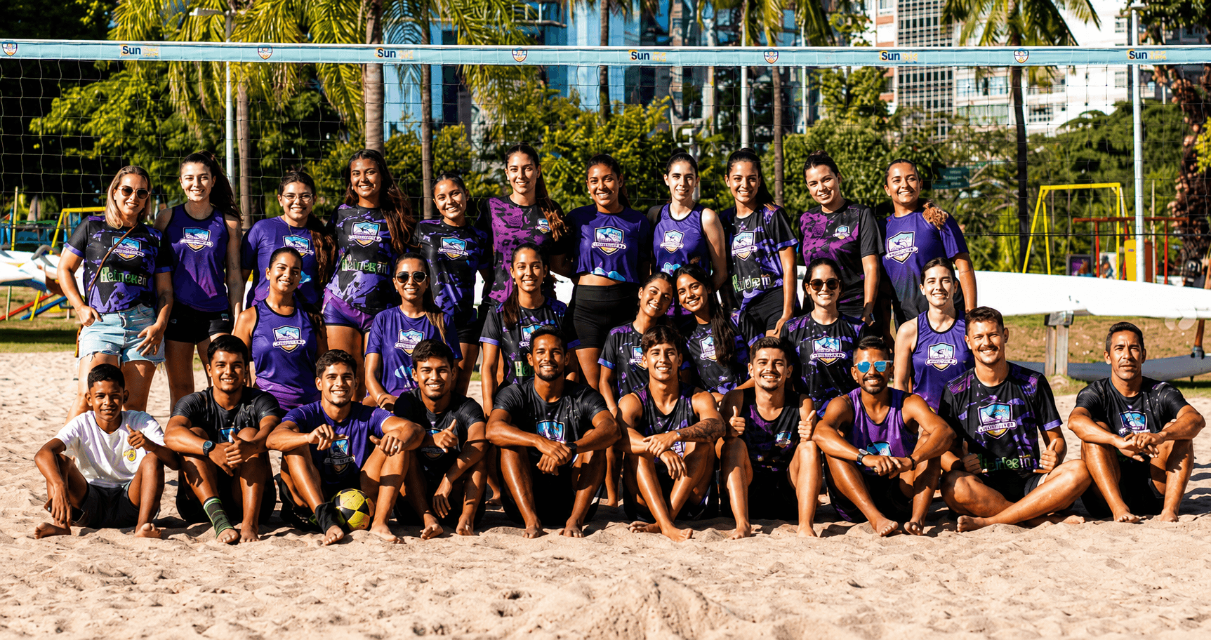 Turma Futevôlei Mourisco na Praia de Botafogo